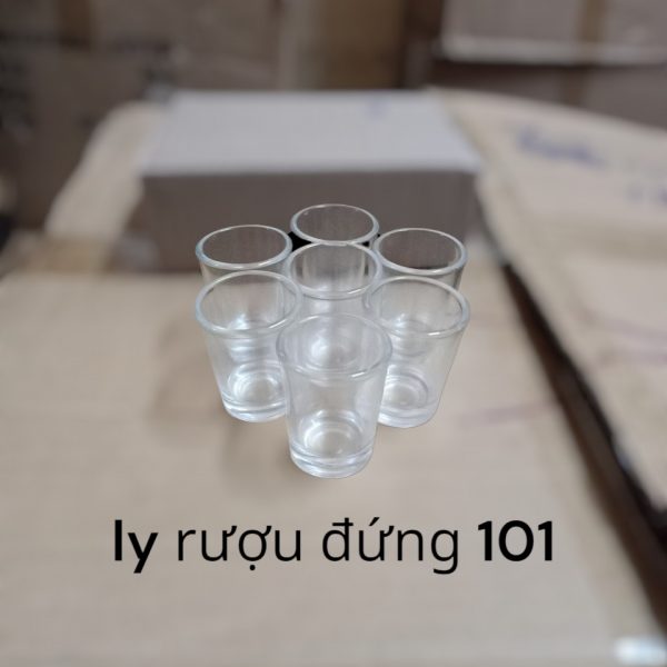 ly rượu đứng 101